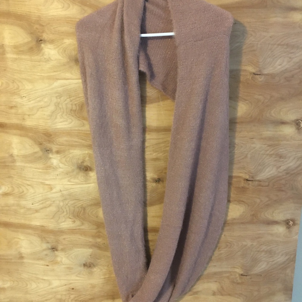 Dillards All Pink Mauve Soft Fuzzy Infinity Scarf